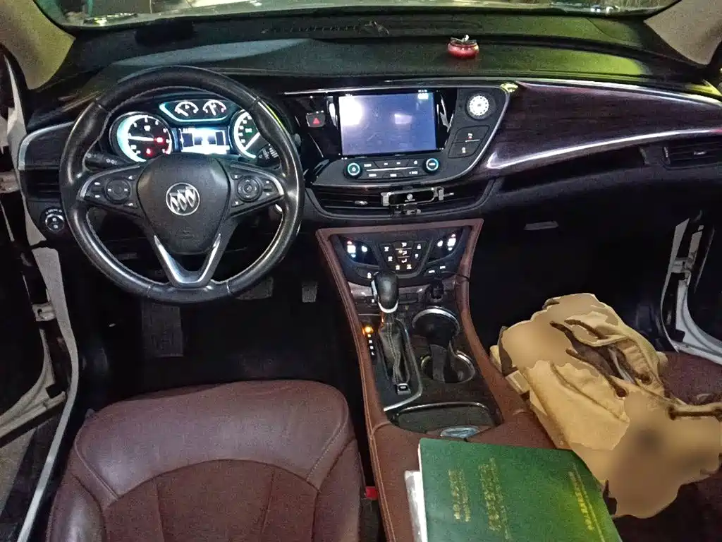 Buick Envision Plus — миниатюра 10