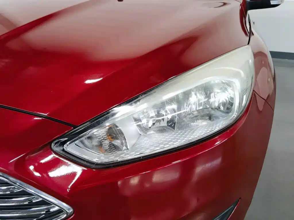 Ford Focus — миниатюра 7