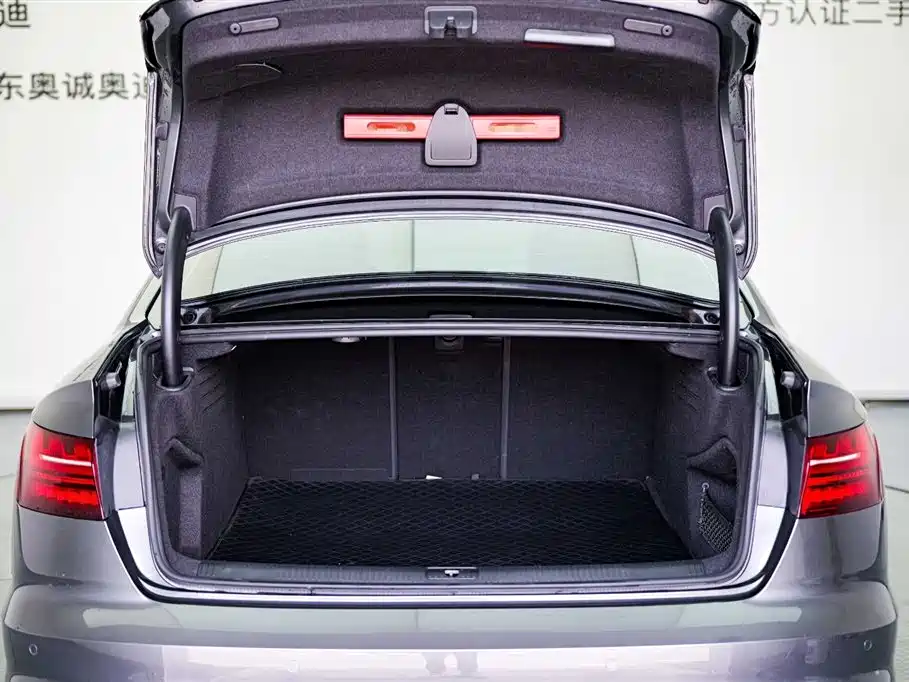 Audi A4L — миниатюра 9