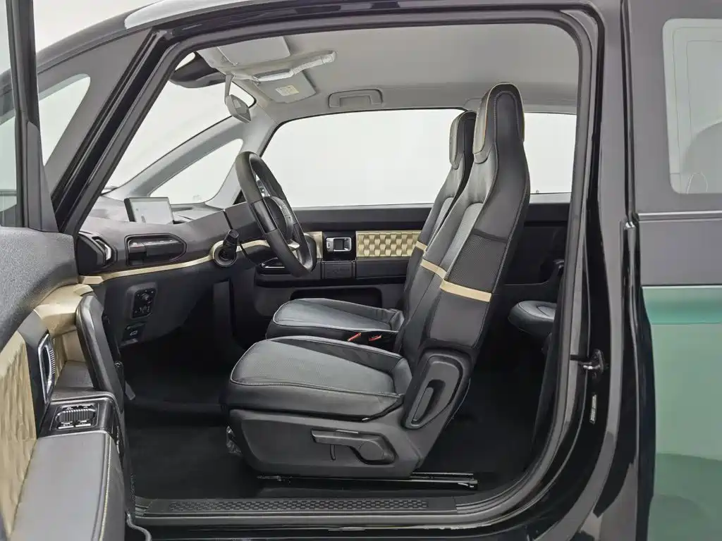 Baojun KiWi EV — миниатюра 10