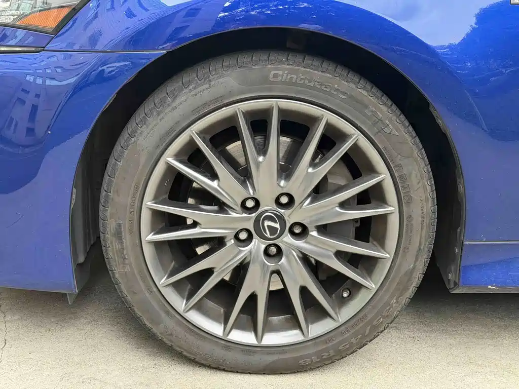 Lexus GS — миниатюра 5