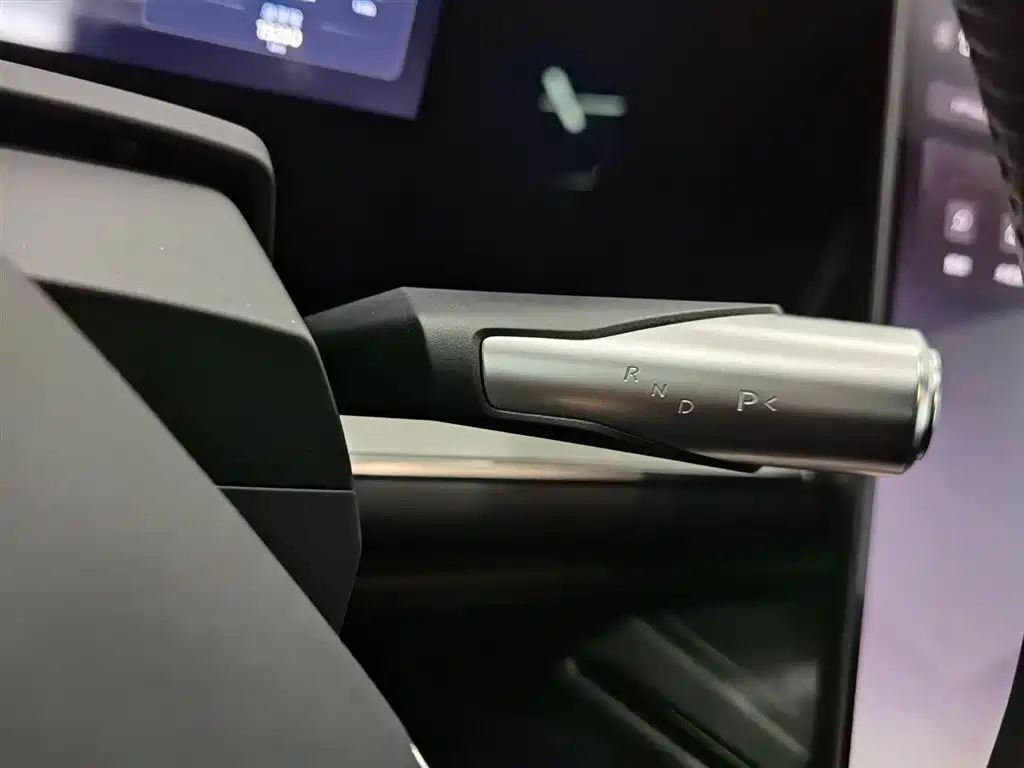 HiPhi GAO HE HIPHI Y