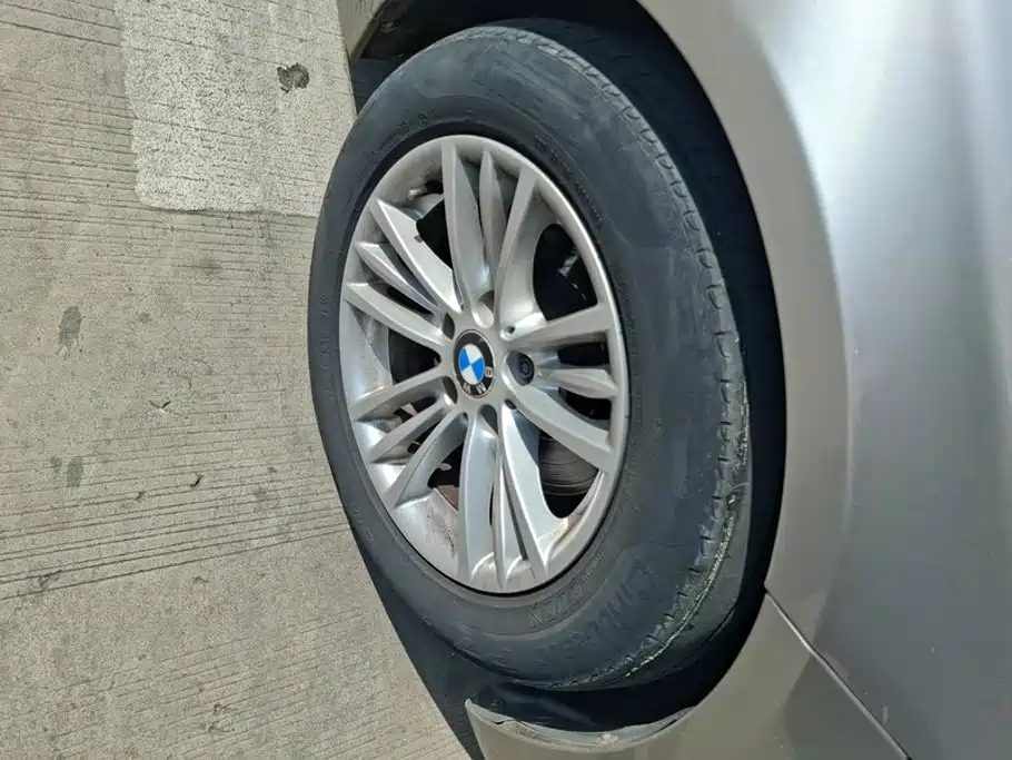 BMW 3 Series — миниатюра 6