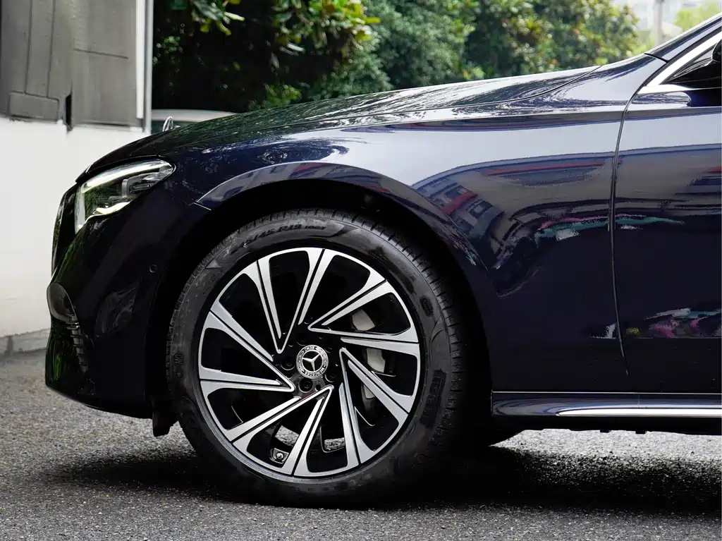 Mercedes-Benz E-Class E 2024 E 300 L Luxury
