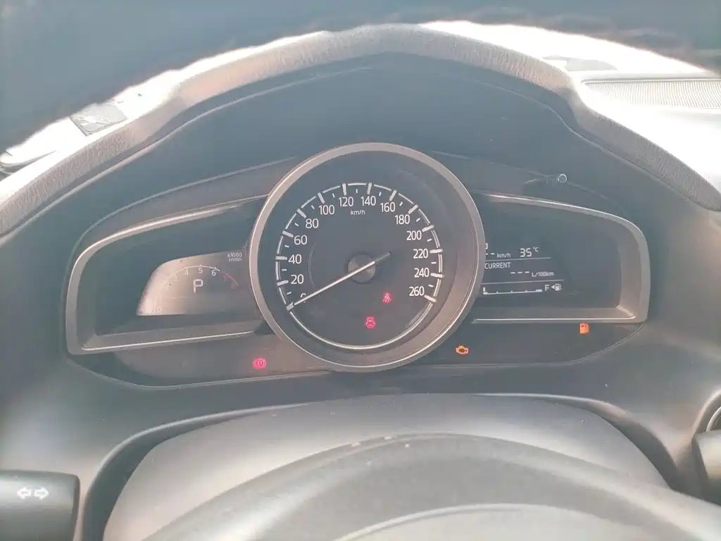 Mazda 3 Axela — миниатюра 4