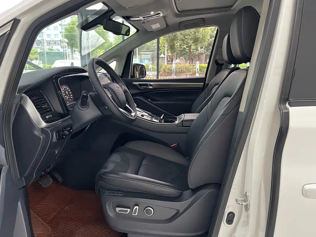 GAC Motor Trumpchi M8 — миниатюра 11