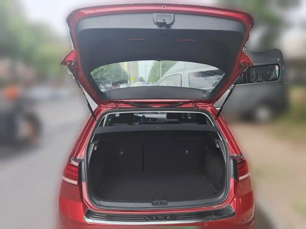 Volkswagen Golf — миниатюра 20