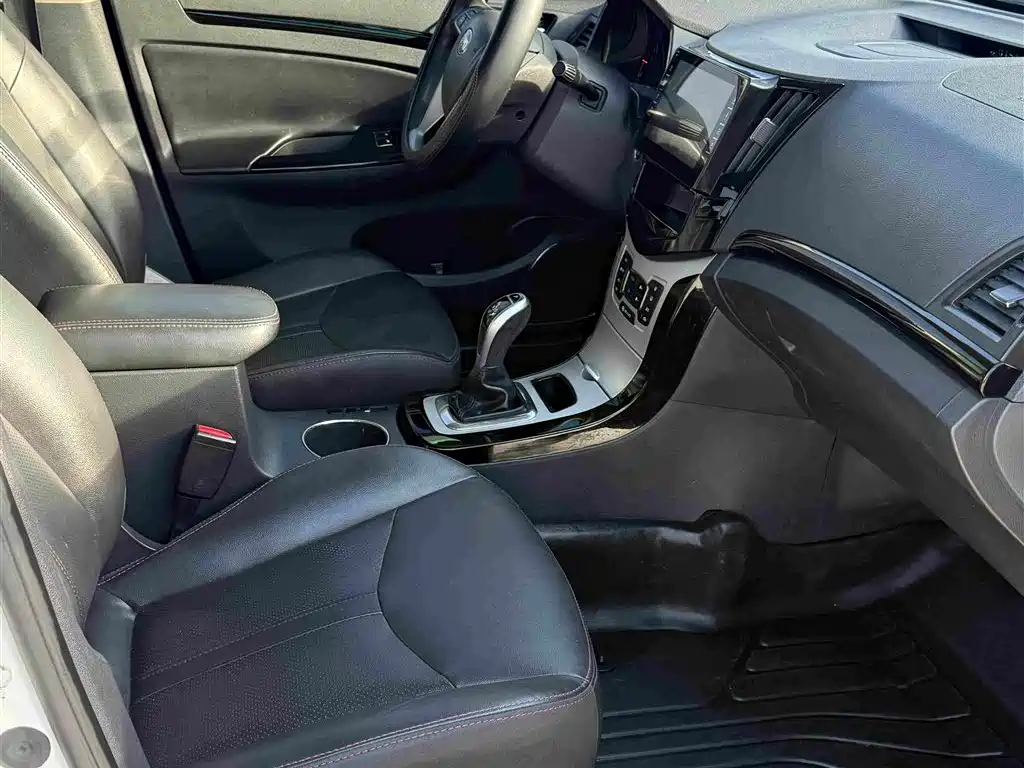BYD e5 — миниатюра 10