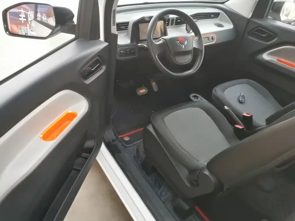 Wuling MINIEV — миниатюра 16