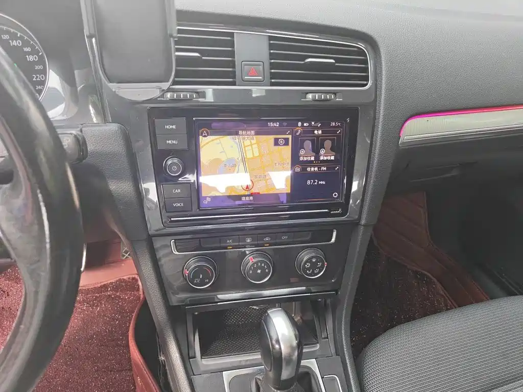 Volkswagen Golf — миниатюра 14