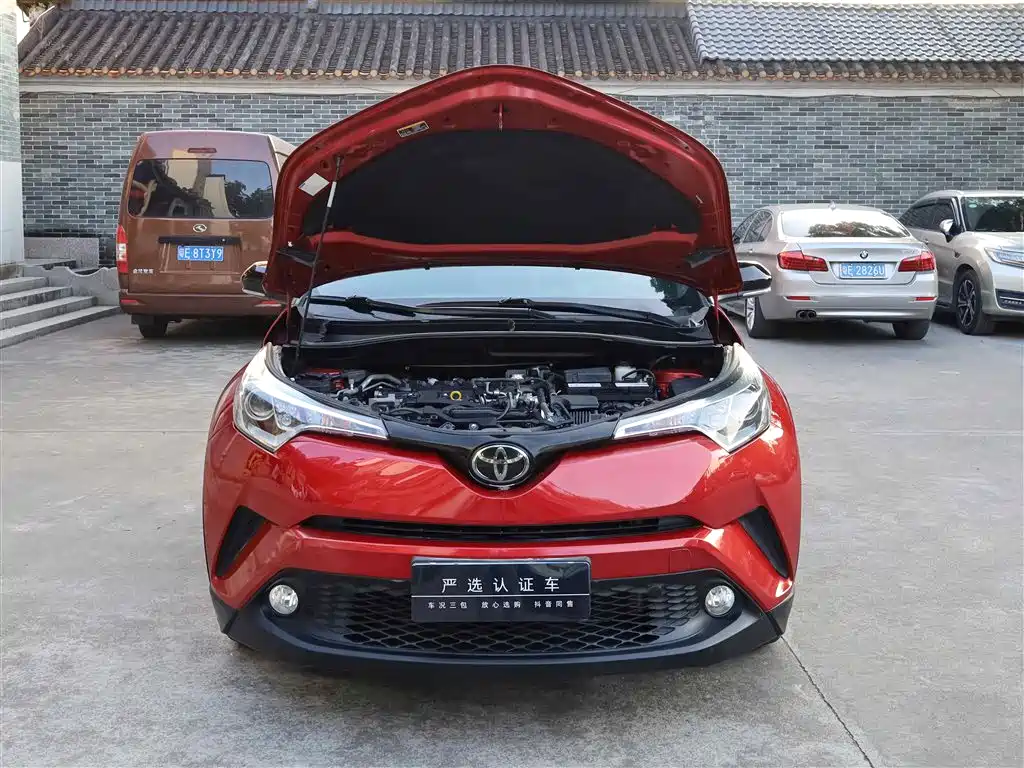 TOYOTA C HR