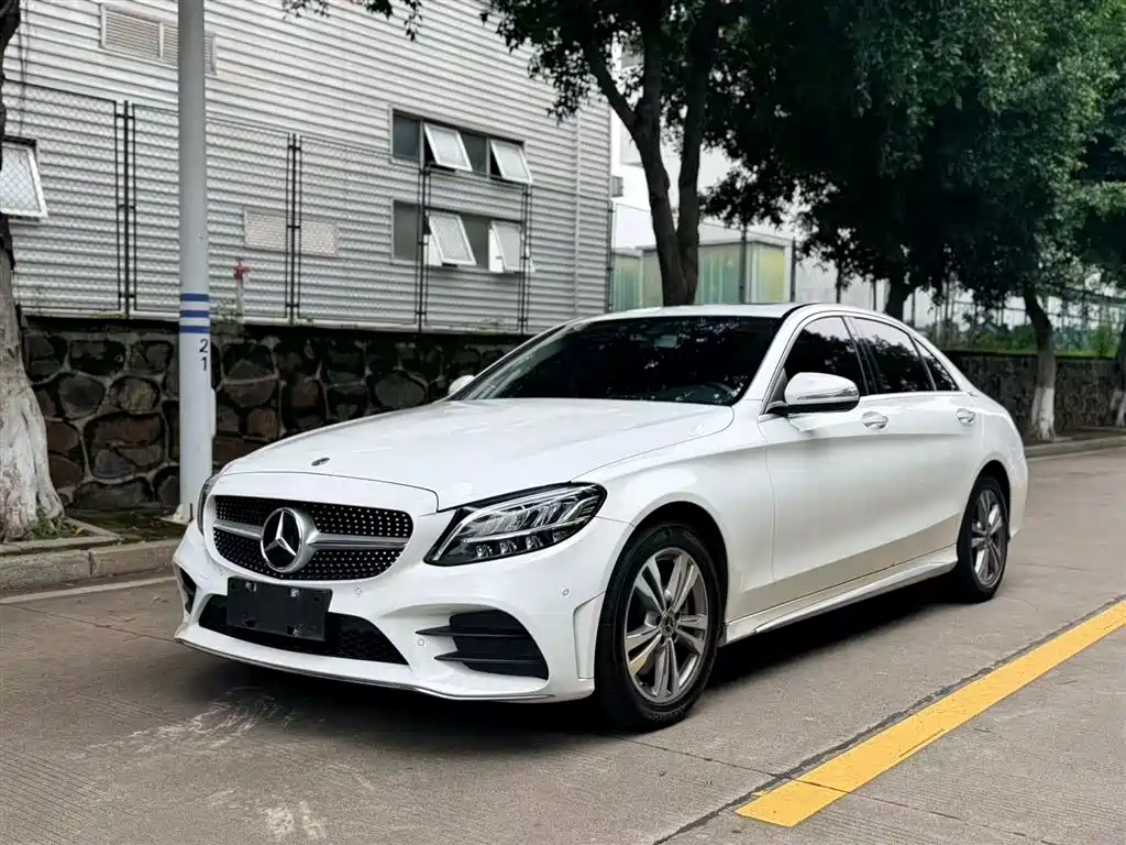 Mercedes-Benz C-Class 2020