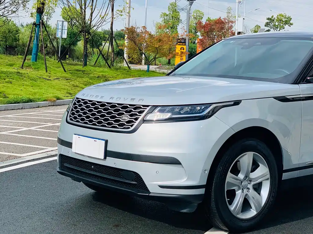 Land Rover Velar — миниатюра 4