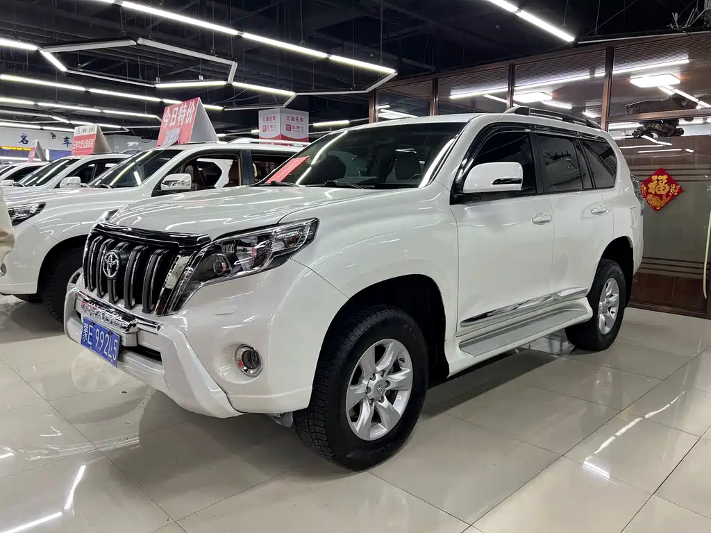 Toyota Prado (Import) 2015