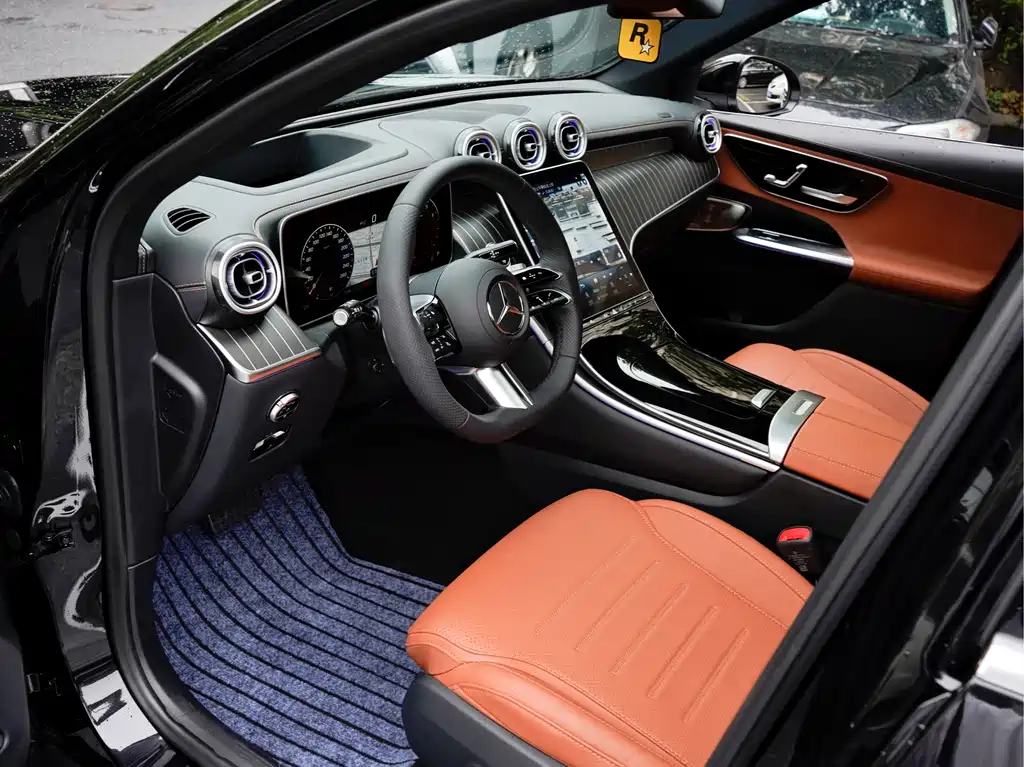 Mercedes-Benz GLC 2023 GLC 300 L 4MATIC Luxury 7 мест