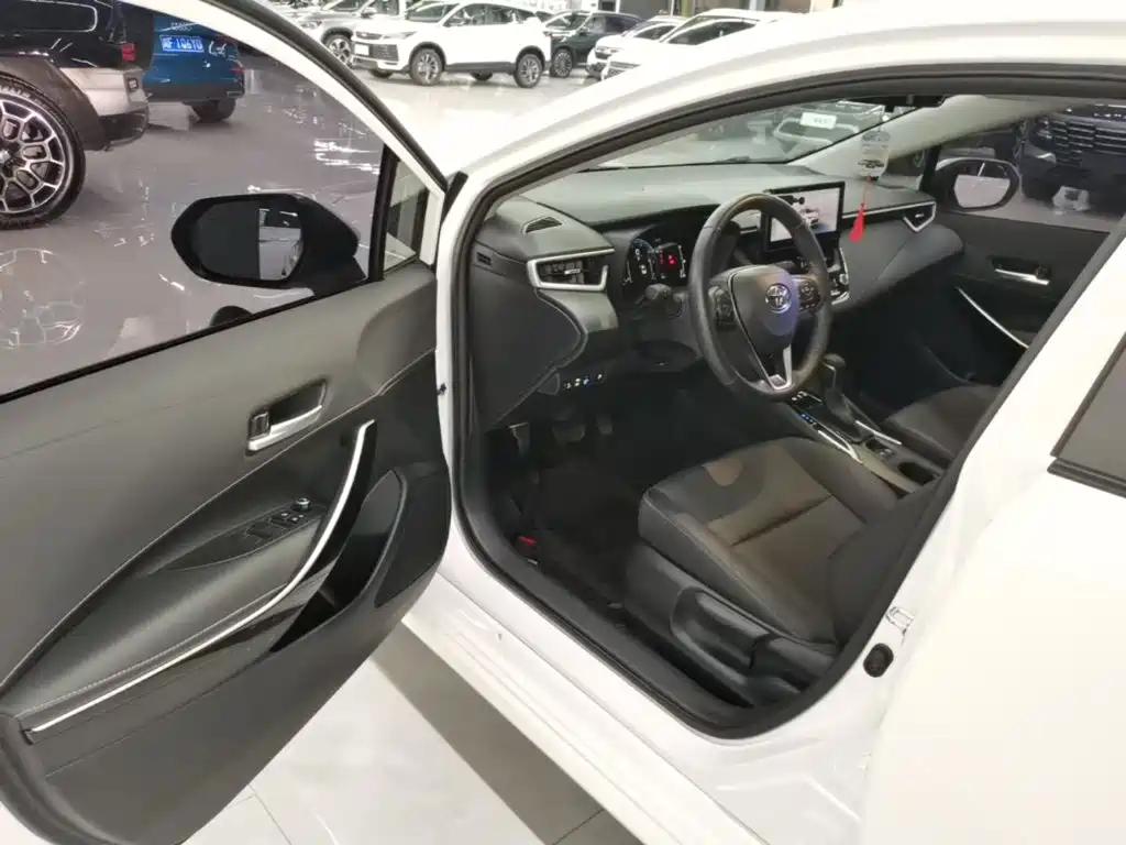 Toyota Corolla - фото 16
