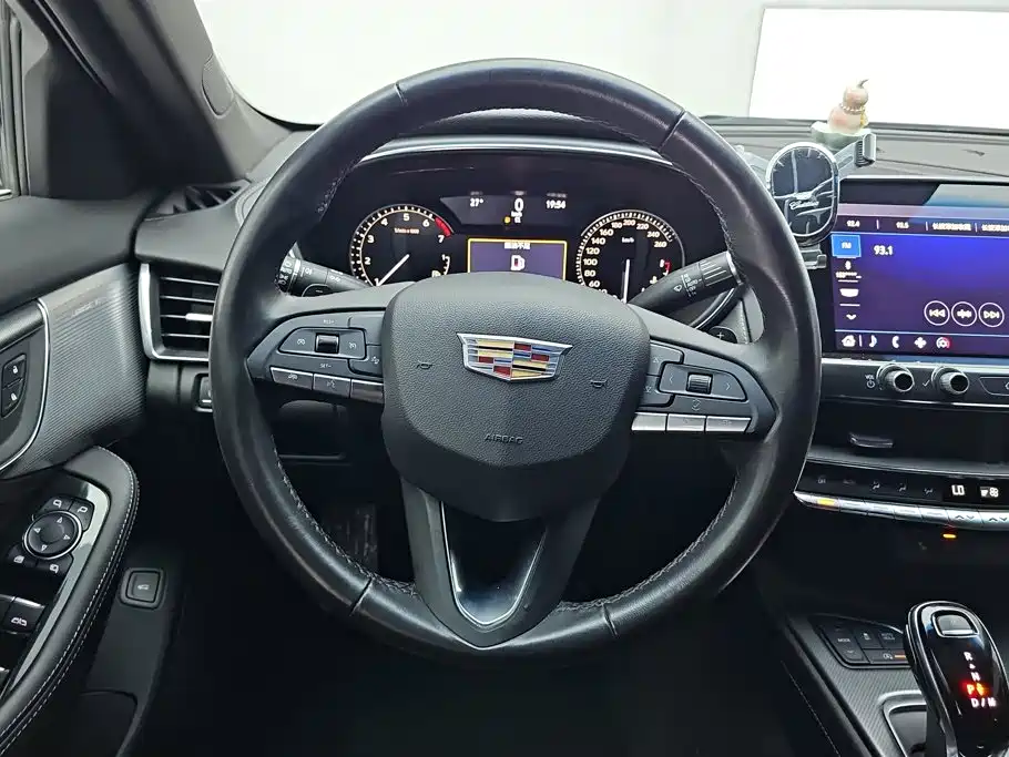 Cadillac CT5 — миниатюра 15