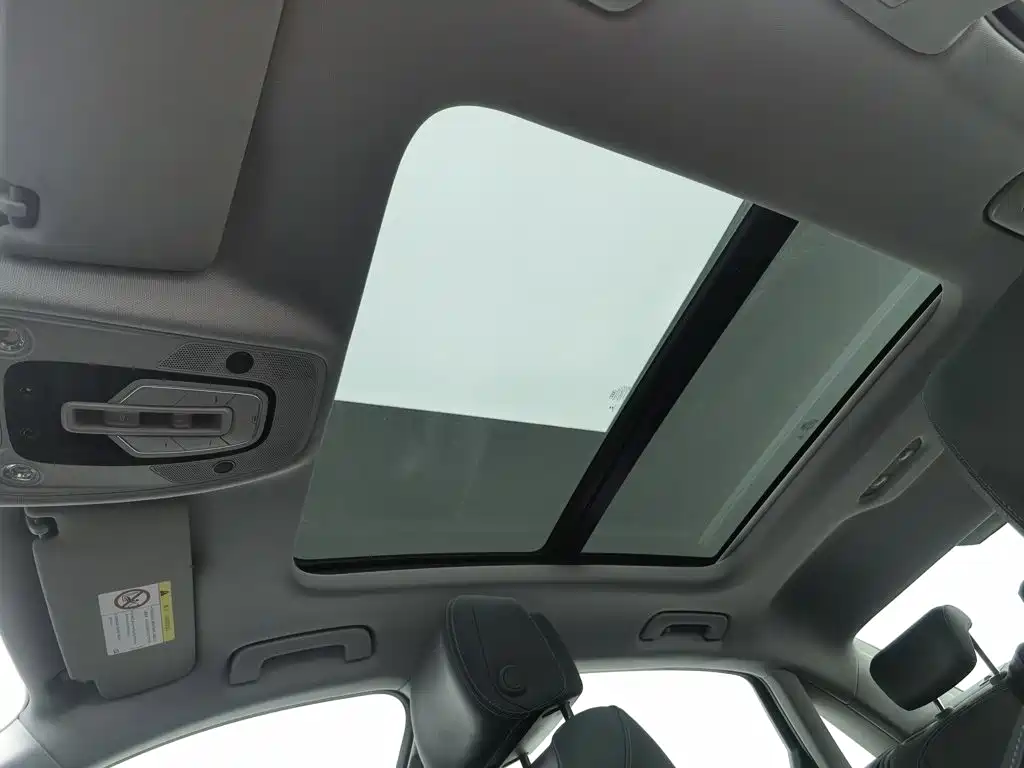Audi A4L — миниатюра 14