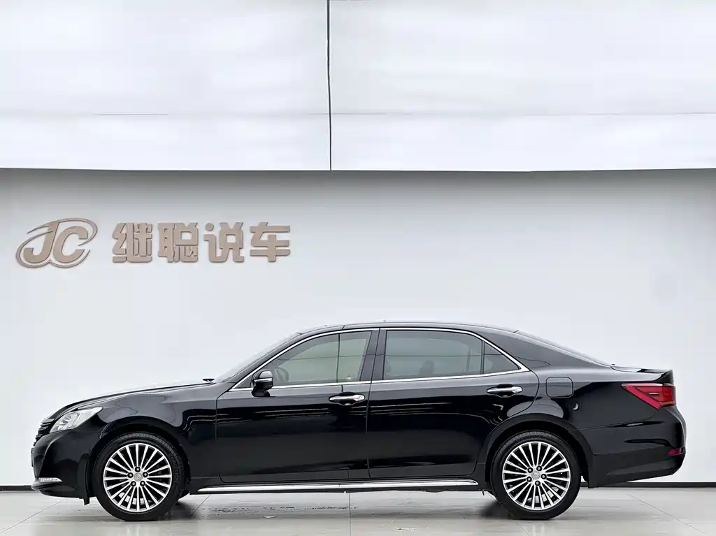 Toyota Crown 2018 2.0T Sport