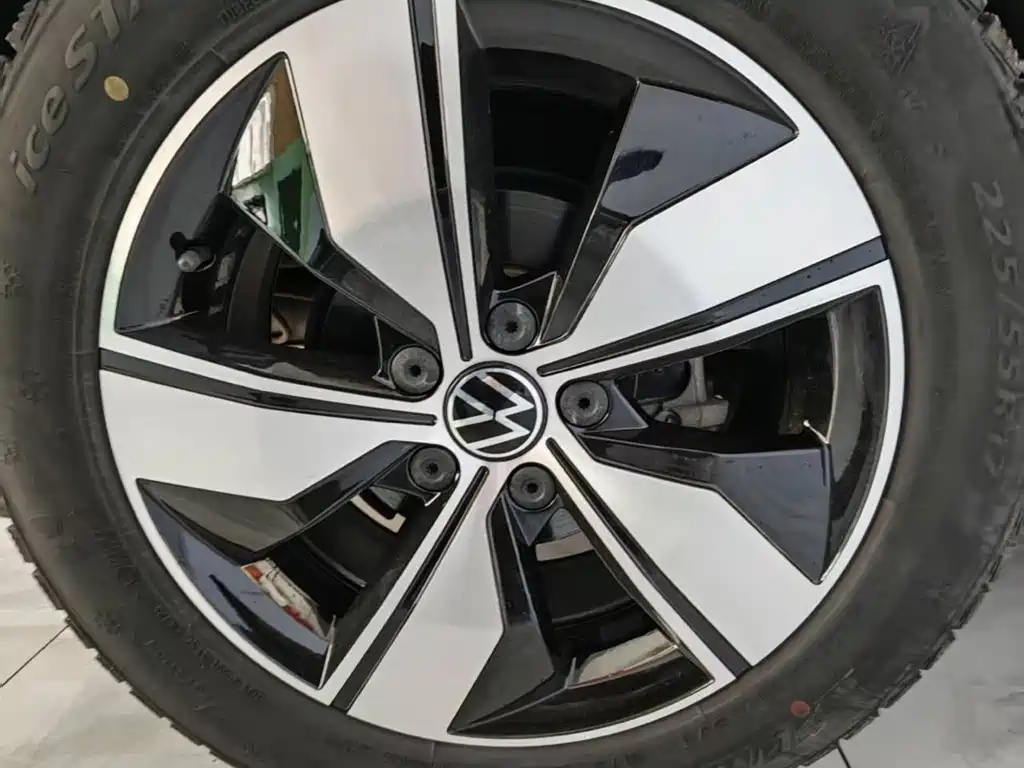 Volkswagen Tharu 2021 280TSI Luxury
