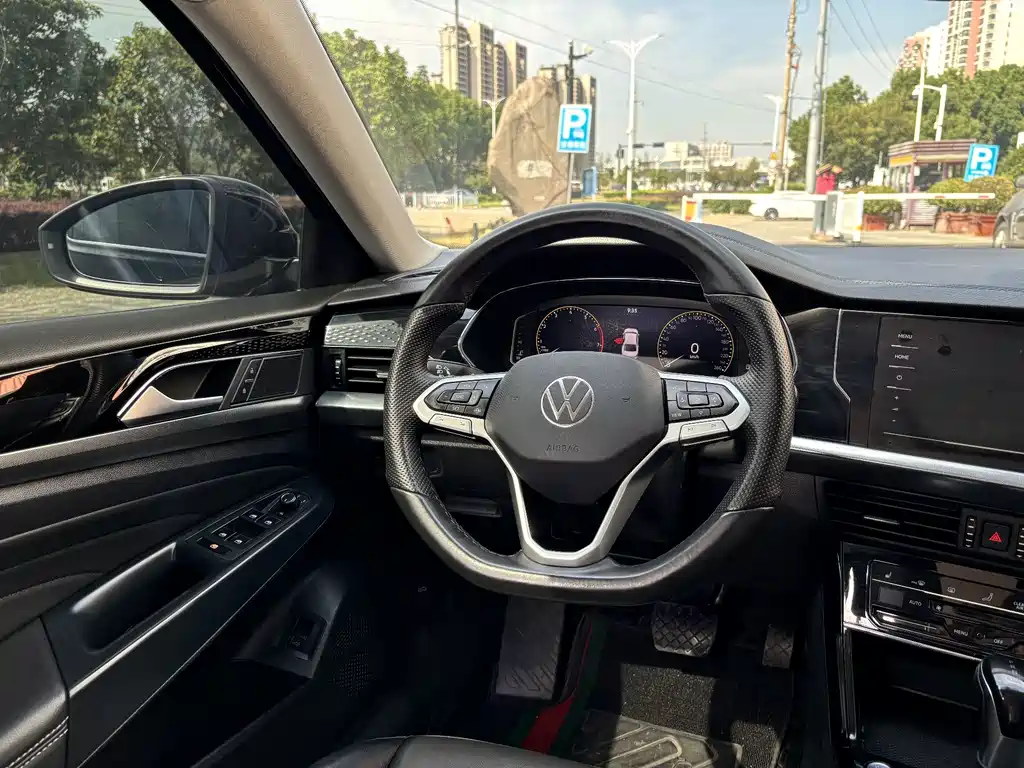 Volkswagen Passat — миниатюра 10