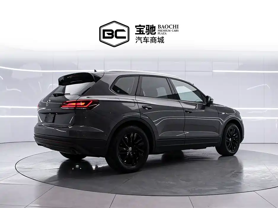 Volkswagen Touareg 2.0TSI Navigator Special Edition, фото 3