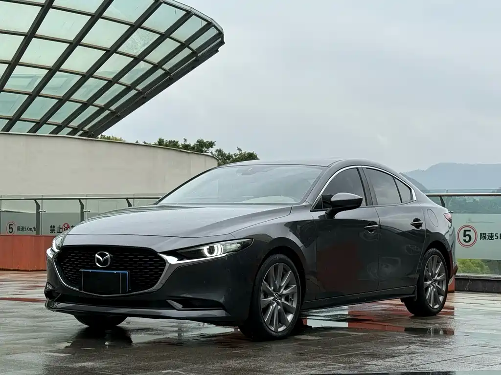 Mazda 3 Axela 2020