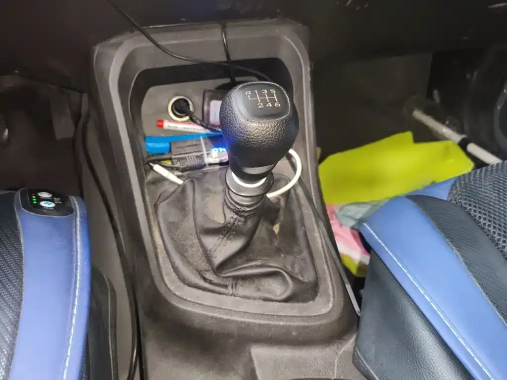 Wuling Hongguang V — миниатюра 7