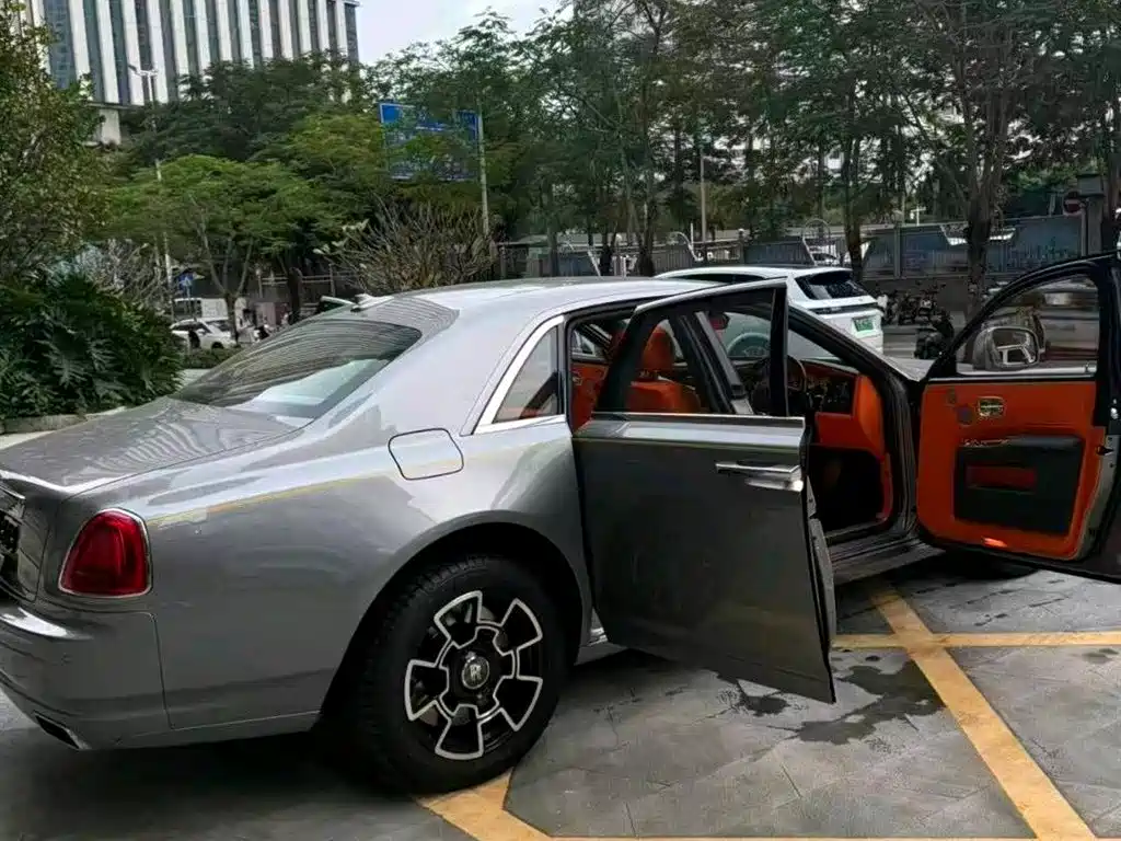Rolls-Royce Ghost 2010 6.6T Standard