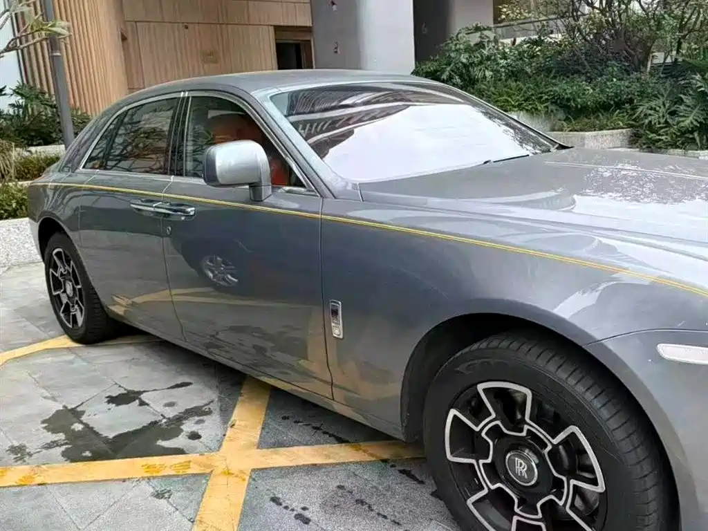 Rolls-Royce Ghost 2010 6.6T Standard