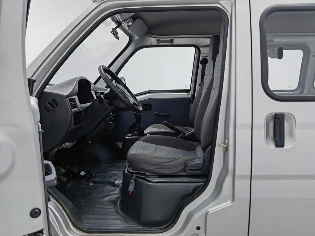 Wuling Zhiguang — миниатюра 10