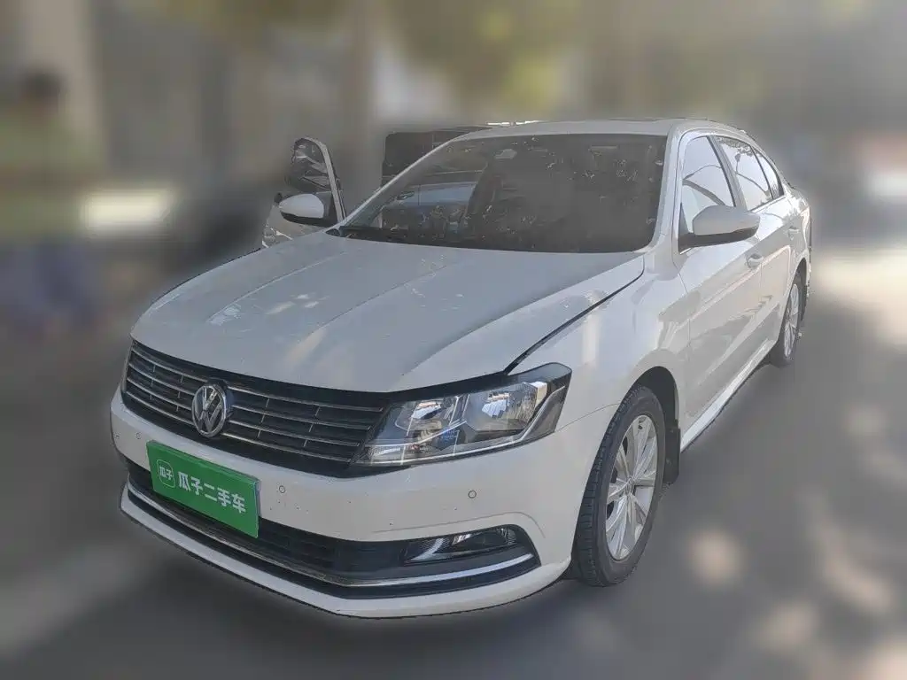 Volkswagen Lavida — миниатюра 2
