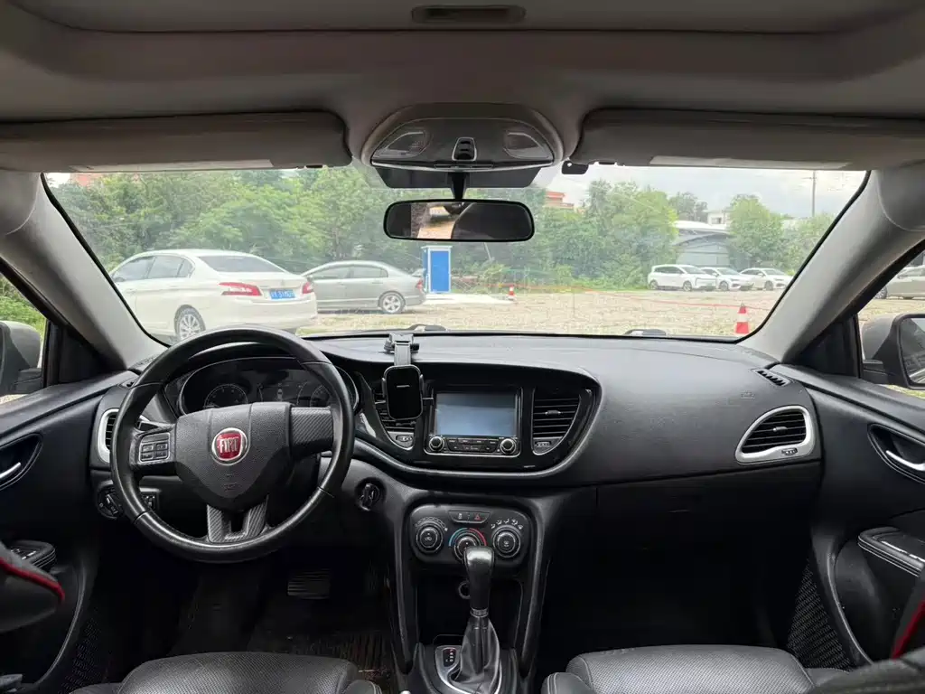 Fiat Viaggio — миниатюра 9