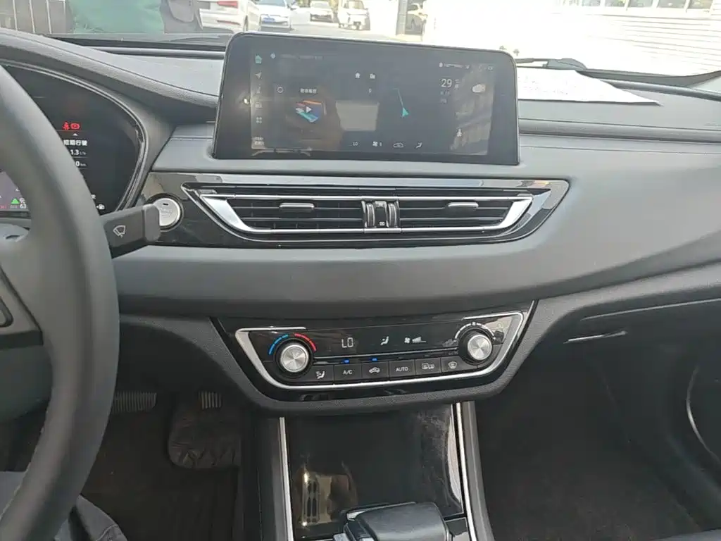 Changan Ruicheng CC — миниатюра 13
