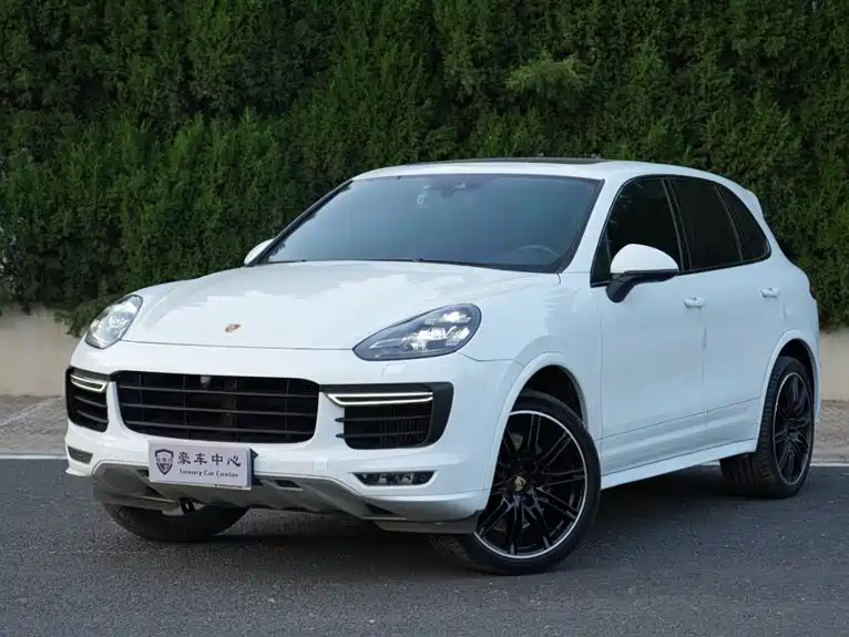 Porsche Cayenne 2016