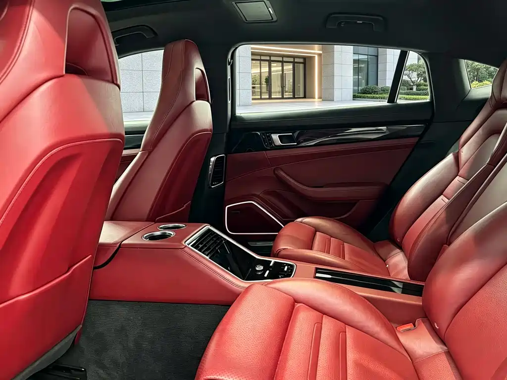 Porsche Panamera — миниатюра 6