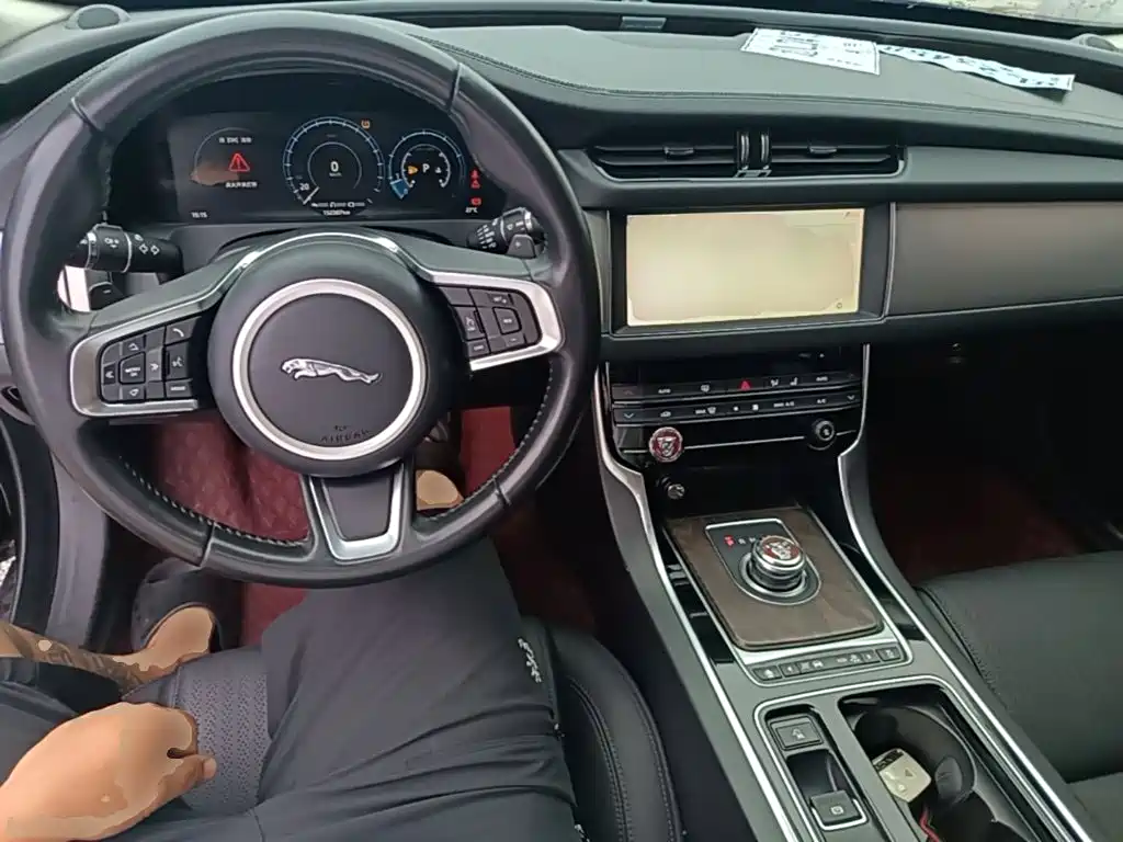 Jaguar XFL 2018 XFL 2.0T 250PS Luxury