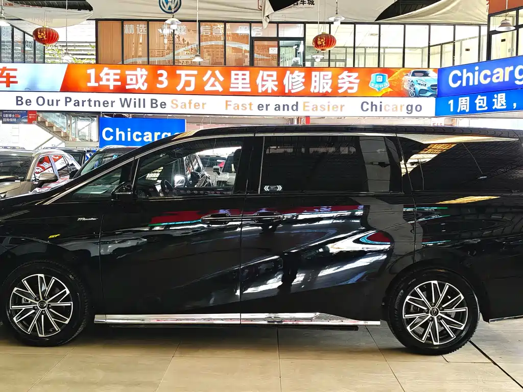 GAC TRUMPCHI M8