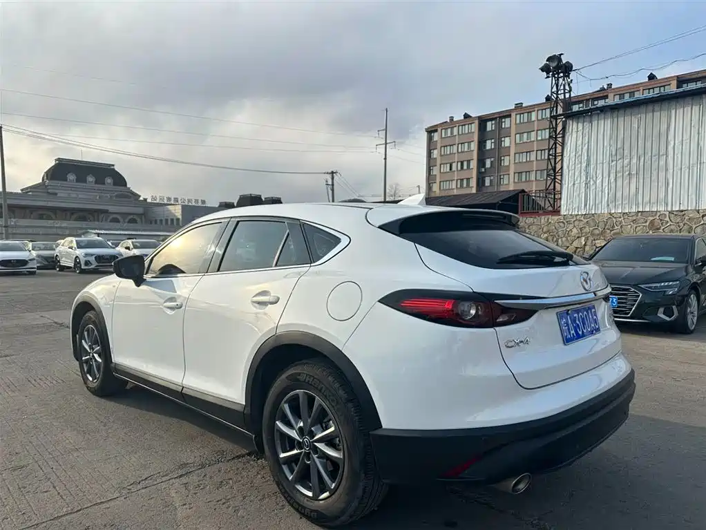 Mazda CX-4 2.0L Auto 2WD Blue Sky Vitality Edition, фото 6