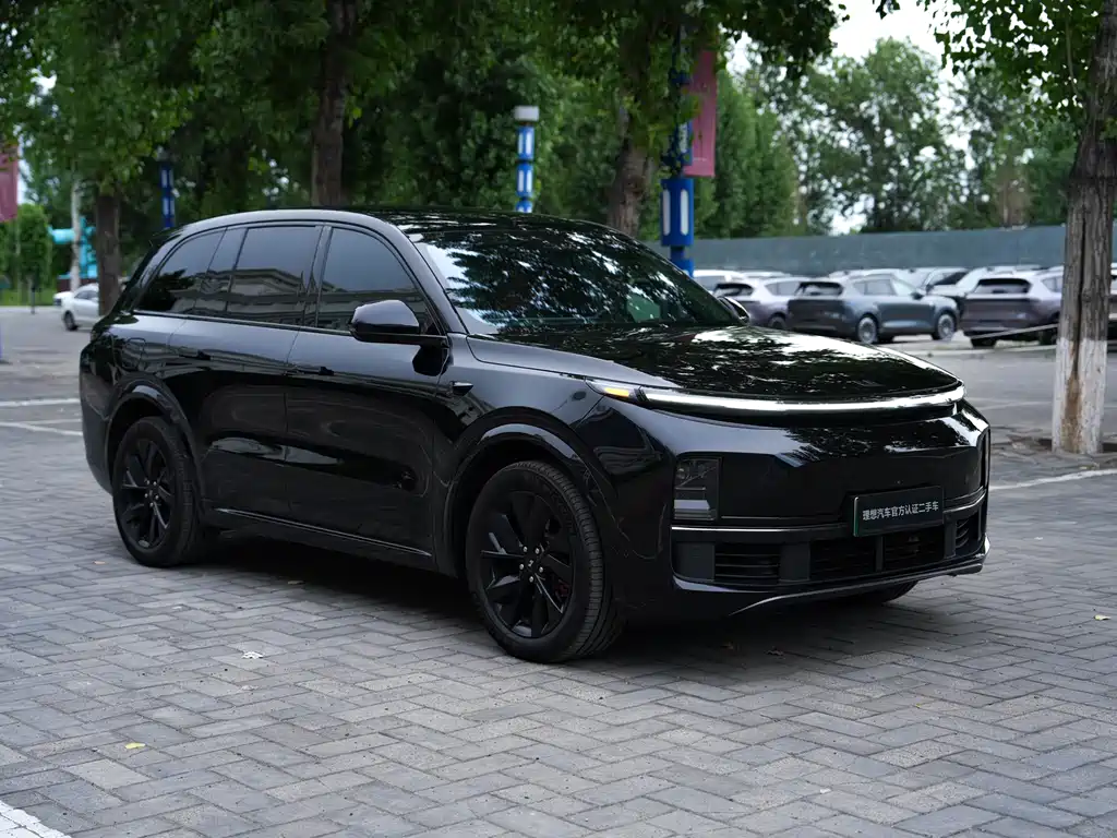 Li Auto L8 2023 Pro