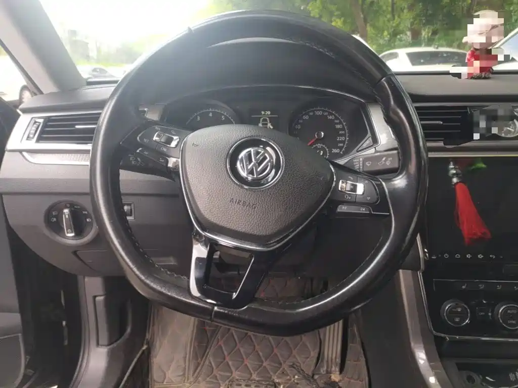 Volkswagen Passat — миниатюра 3