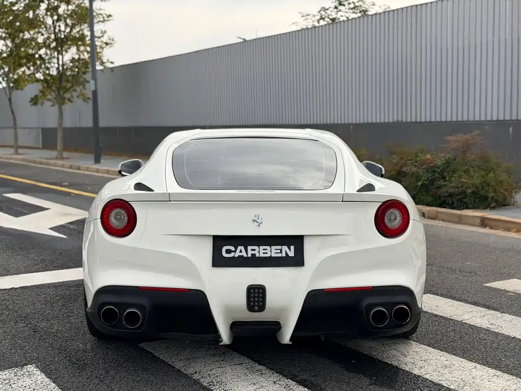 Ferrari F12berlinetta 2013 6.3L