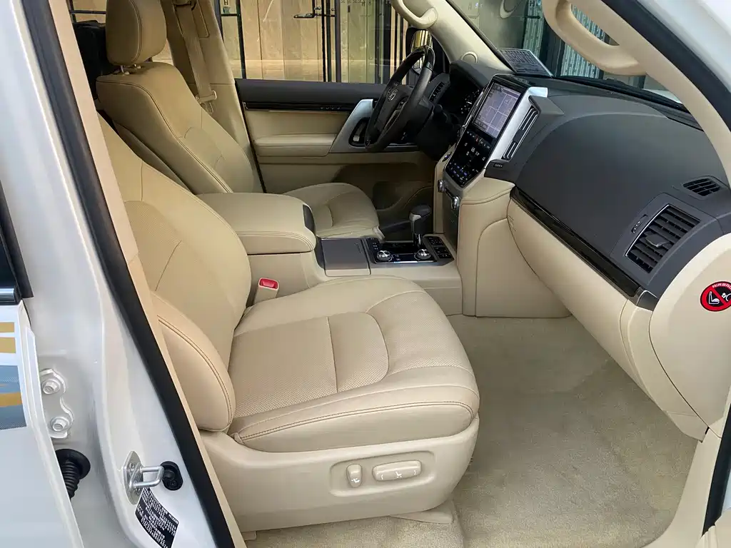 Toyota Land Cruiser — миниатюра 24