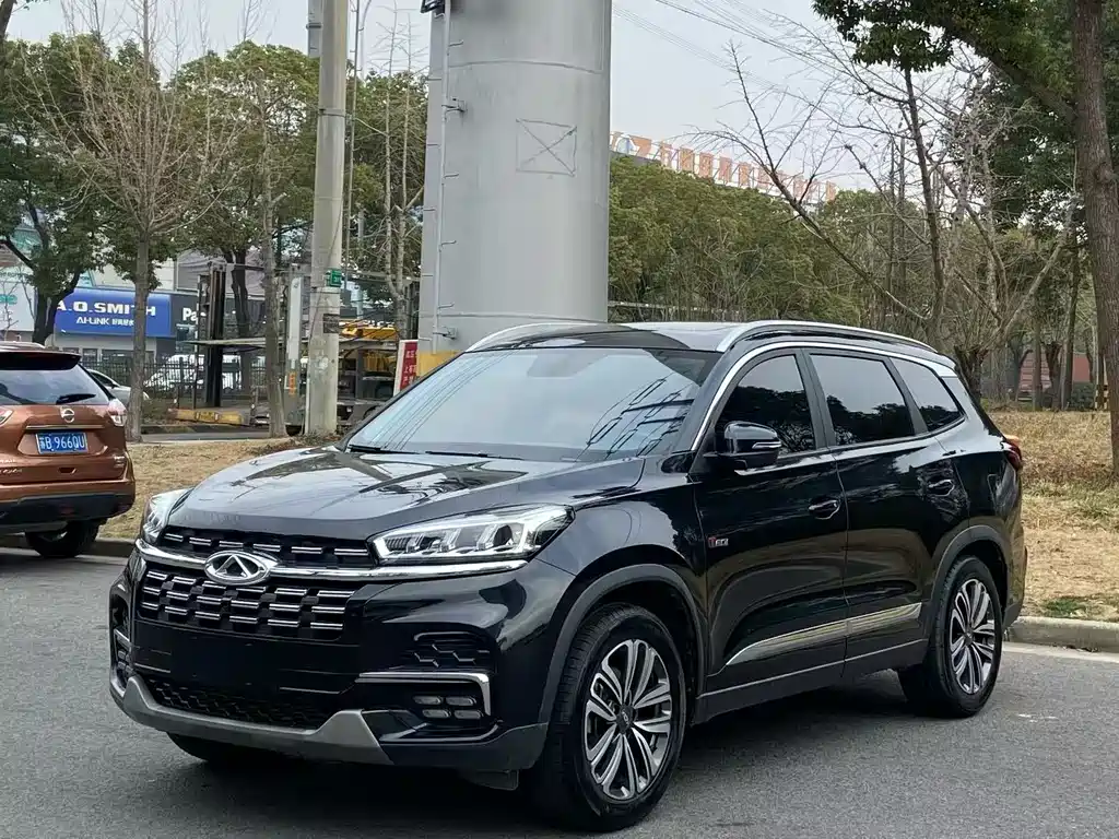 CHERY TIGGO 8