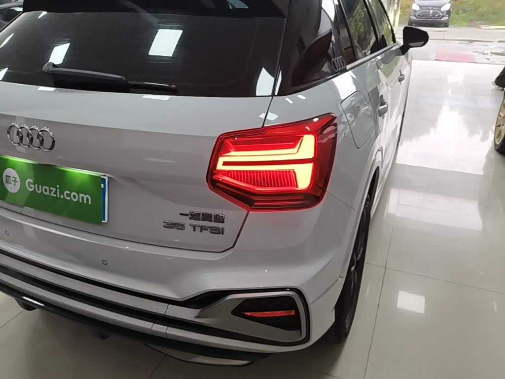 Audi Q2L 1.4 л 2023 г. Белый, пробег 28500 км