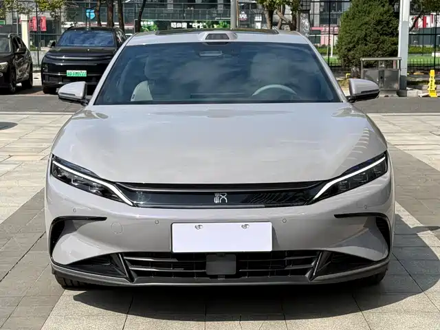 2025 BYD Han