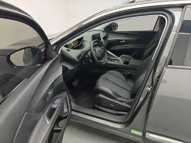 Peugeot 4008 — миниатюра 5
