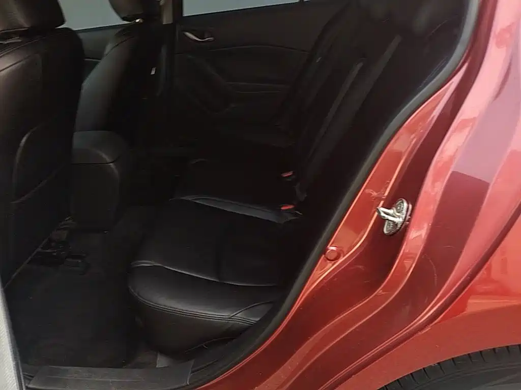Mazda 3 Axela — миниатюра 17