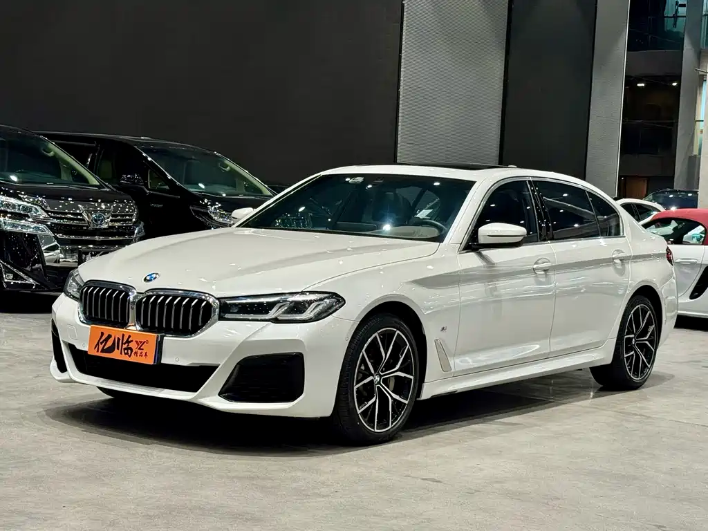 BMW 5 Series 2021