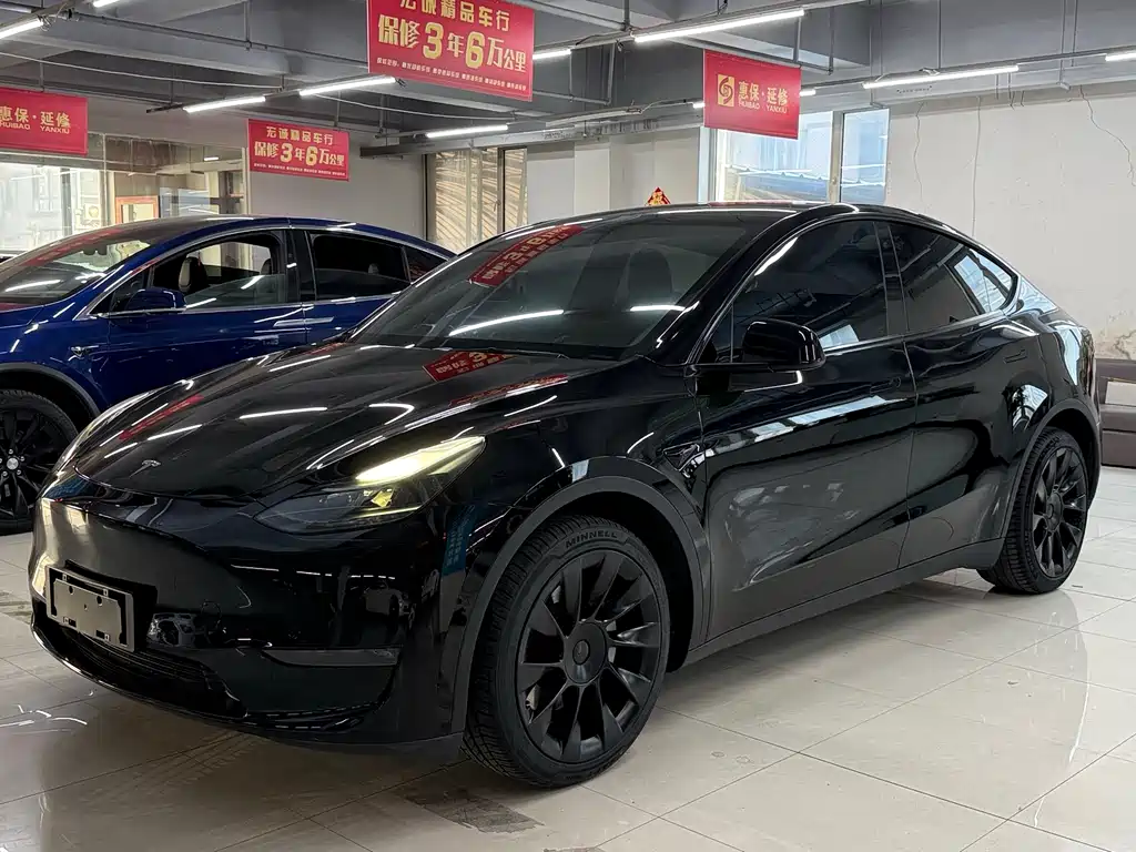 Tesla Model Y 2021